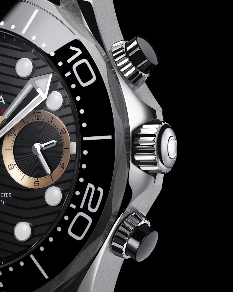 OMEGA Seamaster Diver 300M "007 FIRST LIGHT" 210.32.44.51.01.002