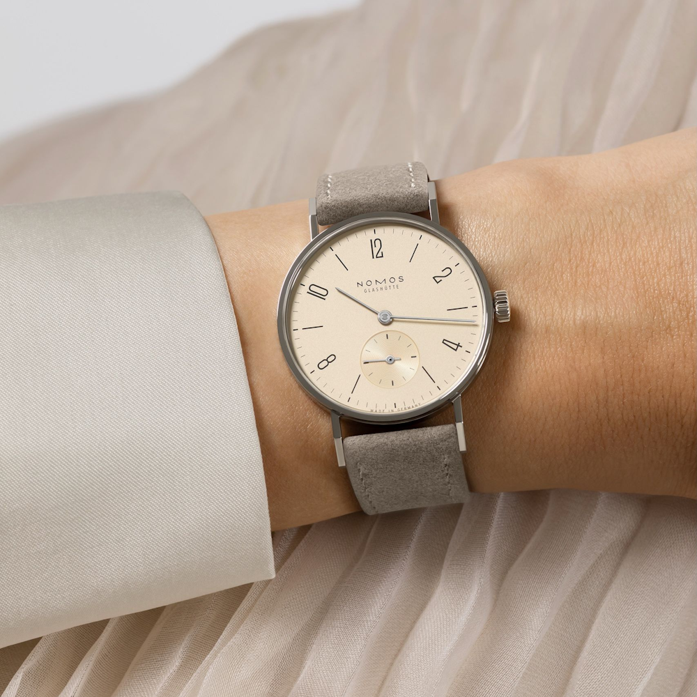 NOMOS - Tangente 33 champagner - Ref. 151