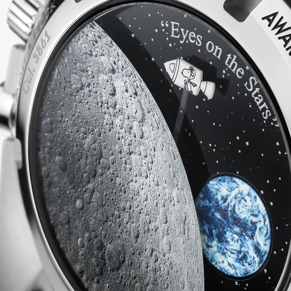 OMEGA Speedmaster „Silver Snoopy Award“ 50th Anniversary - 310.32.42.50.02.001