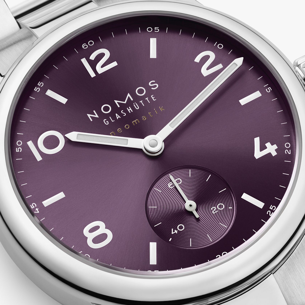 NOMOS - Club Sport neomatik 34 purple - Ref. 757