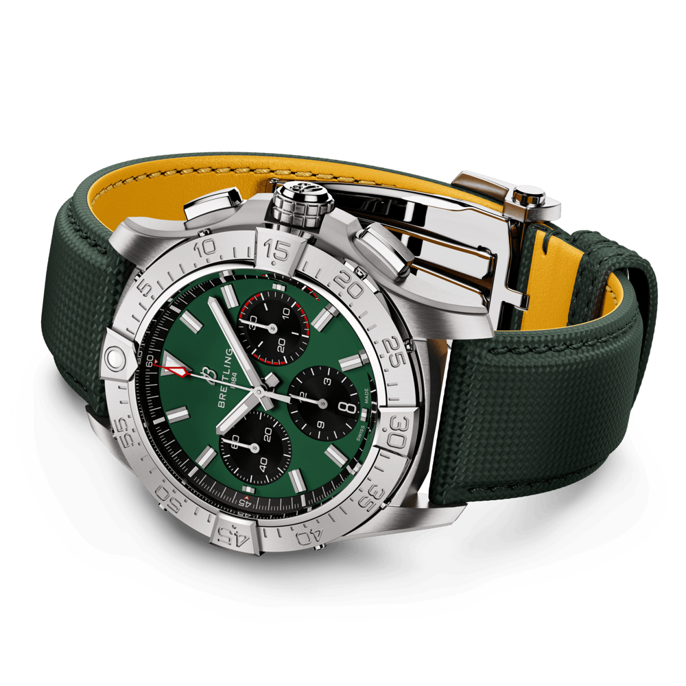 Breitling Avenger B01 Chronograph 42 / AB0146101L1X1