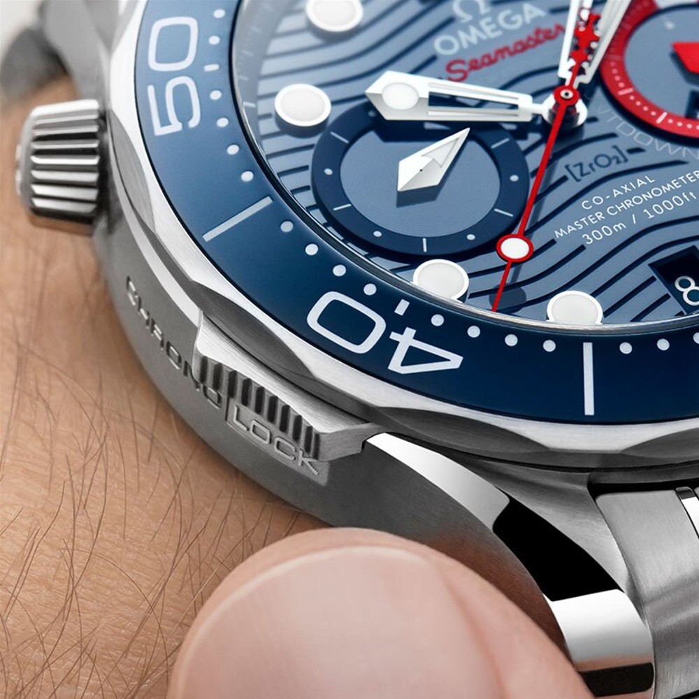 OMEGA Seamaster Diver 300M Co-Axial Master Chronometer Chronograph 44 mm AMERICA’S CUP – 210.30.44.51.03.002